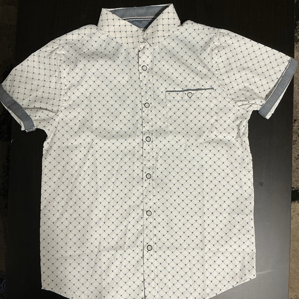 Kenneth Cole Reaction Boys Button Down Shirt Size 10 Blue White Short Sleeve‎
